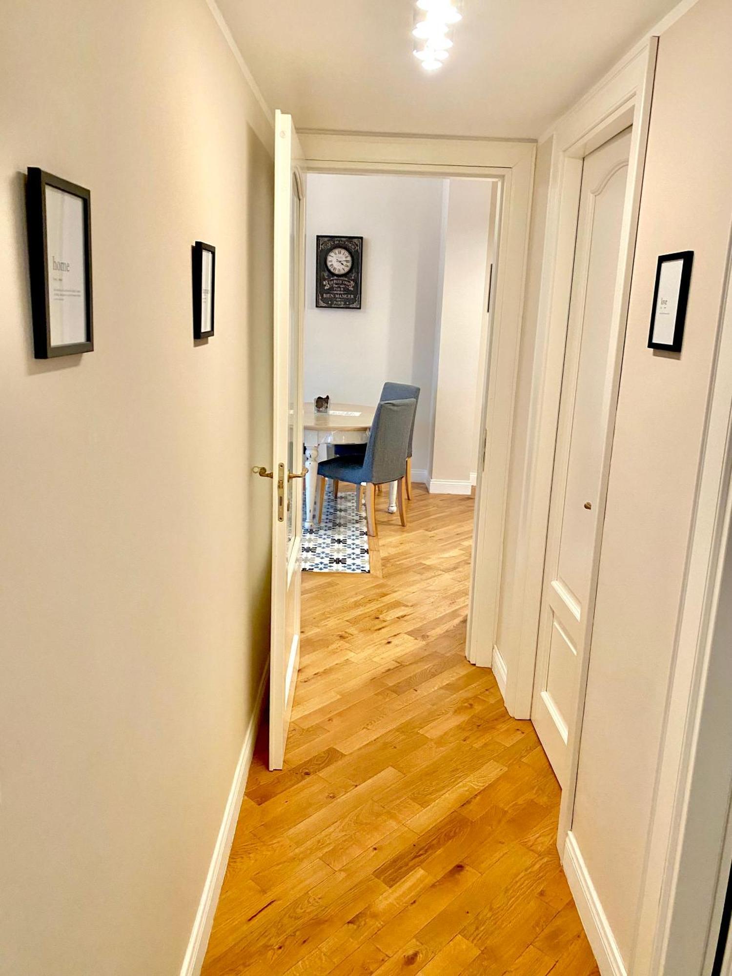 Luxury Apartment By Palazzo Senesi Rome Bagian luar foto